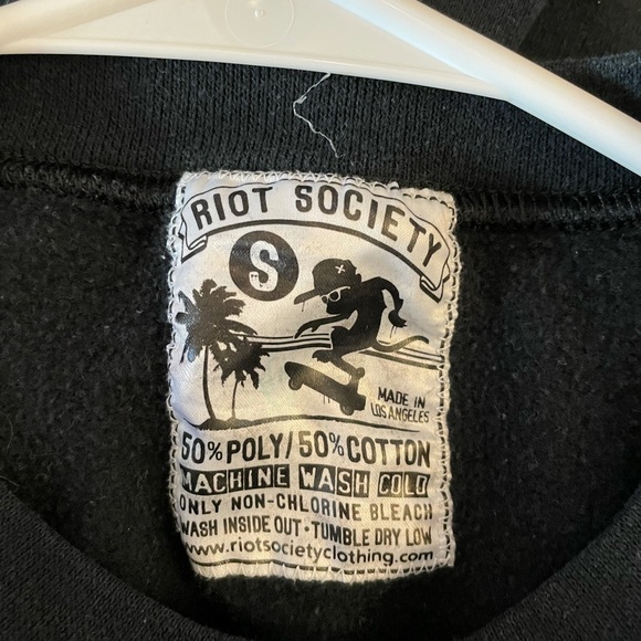 PAWS black pull over sweater - Picture 2 of 2